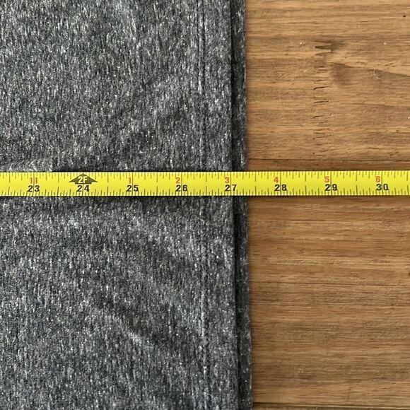 NWT Kid Dangerous Vibes T-Shirt - S - Picture 6 of 6